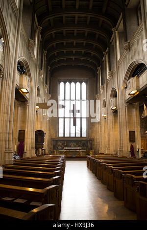 Interno della chiesa più antica della città di Londra è stata fondata dalla Abbazia di Barking in 675annuncio. Foto Stock