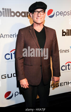 Ron Fair assiste il 2014 Billboard Power 100 party presso il Teatro di Emerson su gennaio 23, 2014 in Hollywood, la California. Foto Stock