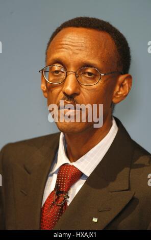 S.e. Il Presidente Paul Kagame PRESIDENTE DEL RUANDA 02 ottobre 2007 WINTER GARDENS BLACKPOOL INGHILTERRA Foto Stock