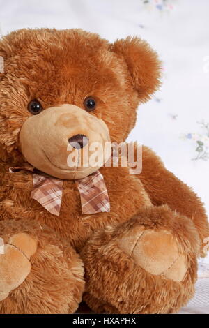 Sorrisi Orsacchiotto Di Peluche Foto Stock Alamy