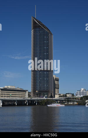 Brisbane, Australia: 1 William Street, nuovo governo statale amministrazione edificio che si affaccia sul Fiume Brisbane. Foto Stock