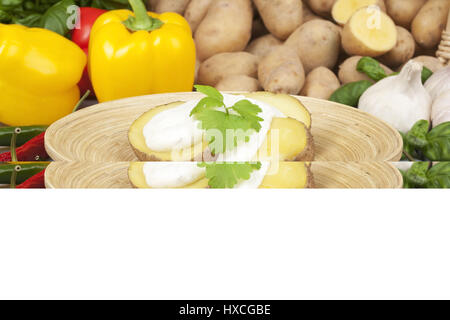 Patate con ricotta e verdure, patate con formaggio e verdure |, Kartoffeln mit Quark und Gemuese |patate con formaggio e v Foto Stock
