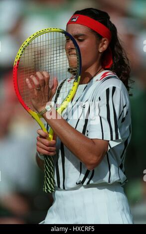 GABRIELA SABATINI ARGENTINA 18 Aprile 1996 Foto Stock