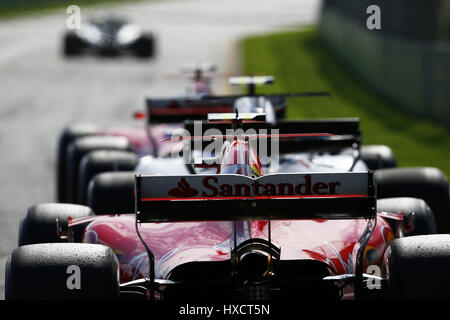 Melbourne, Australia. 26 Mar, 2017. Motorsports: FIA Formula One World Championship 2017, il Gran Premio d'Australia, #5 Sebastian Vettel (GER, la Scuderia Ferrari), | Utilizzo di credito in tutto il mondo: dpa/Alamy Live News Foto Stock