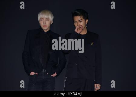 Seul in Corea. 27 Mar, 2017. Jung Woo-sung, Parco hyungsik e Lee SooHyuk frequentare la promozione del brand conferenza a Seul in Corea il 27 marzo, 2017.(Cina e Corea diritti) Credito: TopPhoto/Alamy Live News Foto Stock