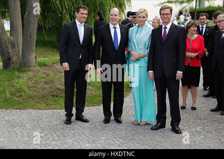 MICHAEL MRONZ ALBERTO II PRINCIPE DI MONACO CHARLENE WITTSTOCK & Guido Westerwelle politico & PRINCIPE DI MONACO 09 Luglio 2012 Foto Stock