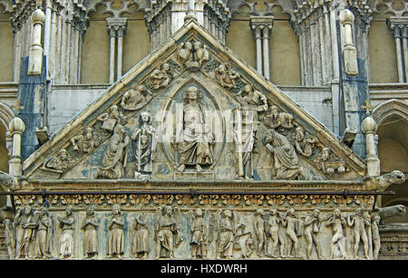 Rilievo, Ferrara Duomo, Italia Foto Stock