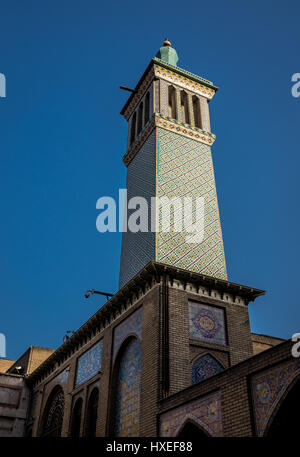 Wind Tower Building (Imarat-i Badgir) in Golestan Palace (Palazzo dei fiori), ex royal Qajar complesso nella città di Teheran, capitale dell'Iran Foto Stock