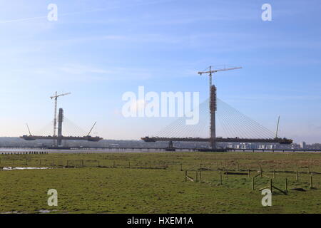 Mersey gateway ponte di sospensione in costruzione. Foto Stock