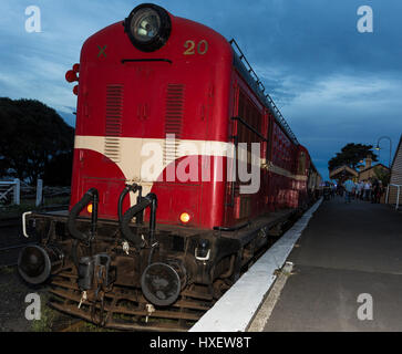 Il Blues il treno è stato in esecuzione su rotaie di Bellarine dal 1994. L'idea originaria del treno di Blues è stato ispirato da storie di musicisti blues pl Foto Stock