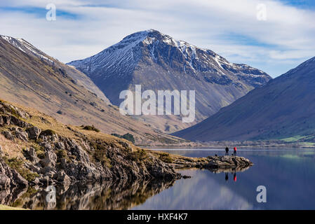 Wastwater con calma piatta ancora acqua grande timpano. Foto Stock