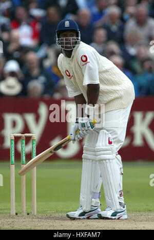 ALEX Tudor Inghilterra & SURREY CCC OLD TRAFFORD MANCHESTER 13 Giugno 2002 Foto Stock