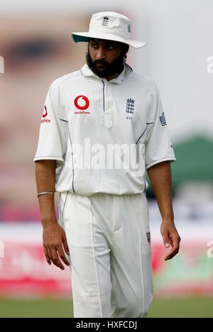 MONTY PANESAR INGHILTERRA & NORTHAMPTONSHIRE OLD TRAFFORD Manchester Inghilterra 27 Luglio 2006 Foto Stock