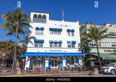 MIAMI, Stati Uniti d'America - Mar 10, 2017: Art Deco Hotel Leslie nella famosa Ocean Drive a Miami Beach. Florida, Stati Uniti Foto Stock