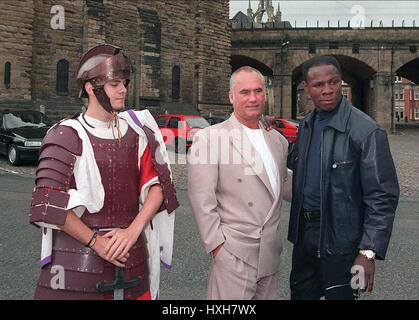 CHRIS EUBANK RONNIE DAVIES CONFERENZA STAMPA CONFERENZA STAMPA NEWCASTLE 06 Luglio 1995 Foto Stock