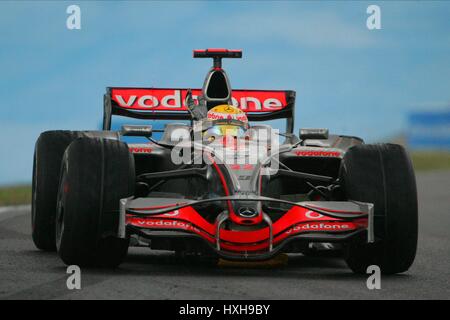 LEWIS HAMILTON MCLAREN MERCE Gran Premio del Brasile a Interlagos BRASILE 02 Novembre 2008 Foto Stock