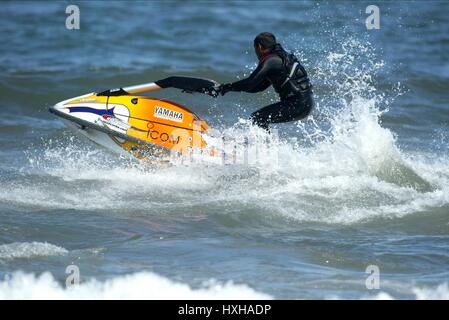 JET SKI SOUTH BAY SCARBOROUGH SOUTH BAY Scarborough North Yorkshire Inghilterra 02 Giugno 2007 Foto Stock