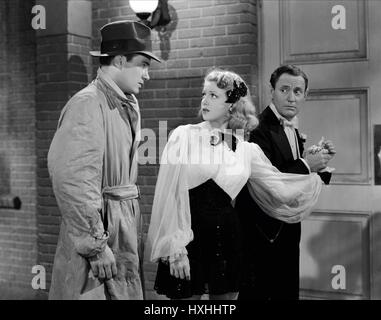 RICHARD CARLSON, Lana Turner, ROSCOE KARNS, DANCING CO-ED, 1939 Foto Stock