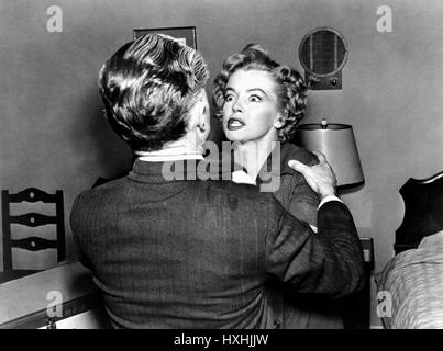 MARILYN MONROE NON PREOCCUPATEVI DI KNOCK (1952) Foto Stock