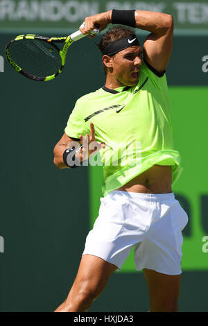 Key Biscayne, FL, Stati Uniti d'America. 28 Mar, 2017. Rafael Nadal Vs Nicolas MAHUT durante il Miami aperto a Crandon Park Tennis Center su Marzo 28, 2017 in Key Biscayne, Florida. Credito: Mpi04/media/punzone Alamy Live News Foto Stock