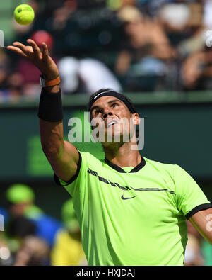 Key Biscayne, FL, Stati Uniti d'America. 28 Mar, 2017. Rafael Nadal Vs Nicolas MAHUT durante il Miami aperto a Crandon Park Tennis Center su Marzo 28, 2017 in Key Biscayne, Florida. Credito: Mpi04/media/punzone Alamy Live News Foto Stock