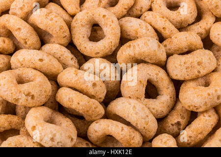 Close Up di tostato cereali di avena. Avene sono state mostrate per abbassare il colesterolo ho Foto Stock