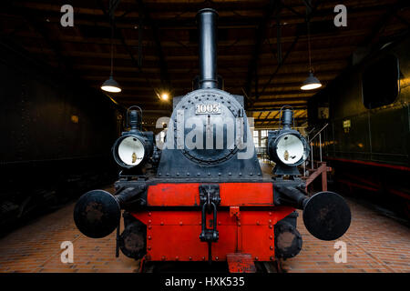 Il vapore lovcomotive sul display al Deutsches Technikmuseum, Museo tedesco della tecnologia, a Berlino, in Germania Foto Stock