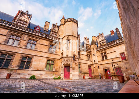 Musee National du Moyen Age, precedentemente noto come il Musee de Cluny (Museo Nazionale del Medioevo) di Parigi, Francia. Foto Stock