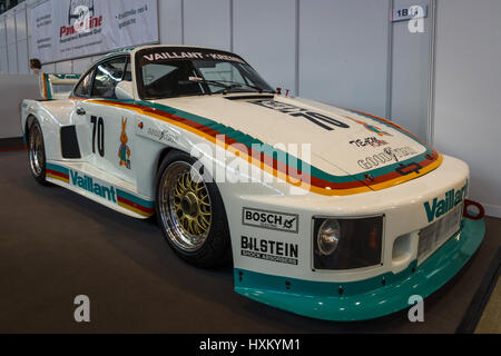 STUTTGART, Germania - 02 Marzo 2017: racing car Porsche Kremer 935 K2, 1978. In Europa il più grande classico auto exhibition 'retrò classici' Foto Stock