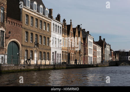 Bruges o Brugge è la capitale e la città più grande della provincia della Fiandre Occidentale nella regione fiamminga del Belgio, nel nord-ovest del paese. Foto Stock