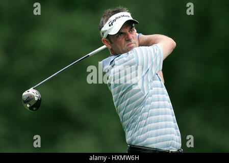 PAUL MCGINLEY IRLANDA WENTWORTH VIRGINIA WATER INGHILTERRA 28 Maggio 2005 Foto Stock