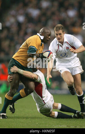 SAILOR GREENWOOD TINDALL ENGLAND V AUSTRALIA TWICKENHAM Londra Inghilterra 16 Novembre 2002 Foto Stock