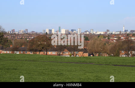 Un inizio di mattina veduta dello skyline del centro cittadino di Birmingham, West Midlands, Regno Unito. Foto Stock