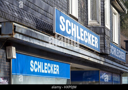Chiuso Schlecker filiale. Schlecker è stata la più grande farmacia tedesca fino al fallimento nel 2012. Foto Stock