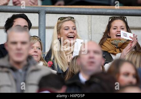 CHELSY DAVY principe Harry la fidanzata a Twickenham MIDDLESEX INGHILTERRA 07 Novembre 2009 Foto Stock