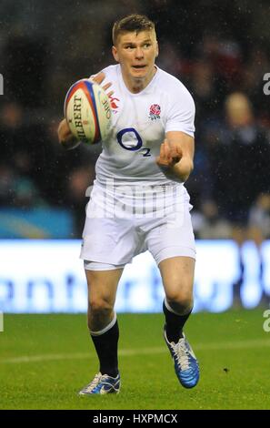 OWEN FARRELL INGHILTERRA SARACENI RU INGHILTERRA & SARACENI RU TWICKENHAM Londra Inghilterra 24 Novembre 2012 Foto Stock