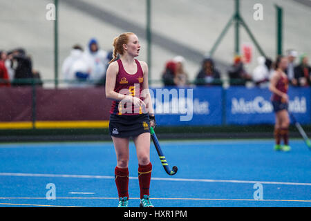 Immagini da The Varsity 2017 Donna match tra Cardiff incontrato Università v Bath University, a Cyncoed Campus, 29 marzo 2017 Foto Stock