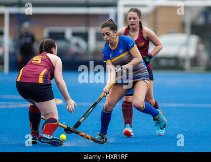 Immagini da The Varsity 2017 Donna match tra Cardiff incontrato Università v Bath University, a Cyncoed Campus, 29 marzo 2017 Foto Stock