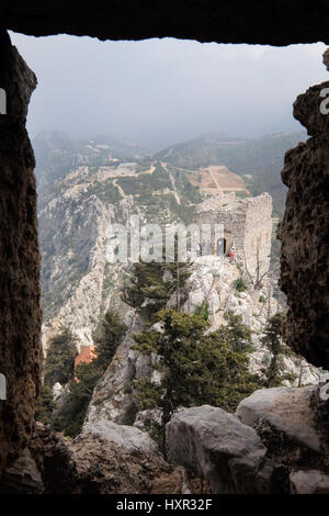 St Hilarion Castello, Kyrenia, la parte settentrionale di Cipro. Foto Stock