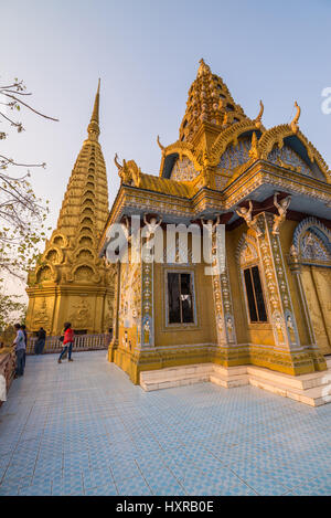 Esterno del Wat Phnom Sampeau tempio vicino Battambang, Cambogia, in Asia. Foto Stock