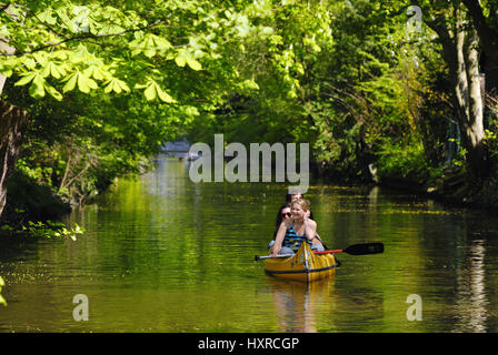 Amburgo, Germania, Europa, città, villaggi, città, città, giorno, durante il giorno, hamburger Winterhude, canale Alster, canal, canali, Molla, molla, Goldbekk Foto Stock