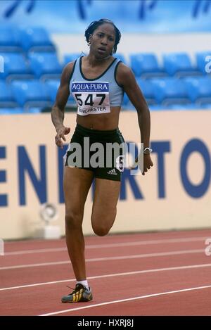 LISA MILLER 400 metri City of Manchester Stadium MANCHESTER 15 Giugno 2002 Foto Stock