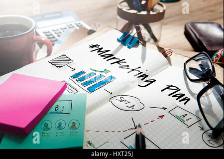Il progresso del flusso di lavoro il piano di marketing Foto Stock