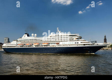 La nave di crociera Prinsendam nel porto di Amburgo, Amburgo, Germania, Europa Kreuzfahrtschiff Prinsendam im Hamburger Hafen, Deutschland, Europa Foto Stock