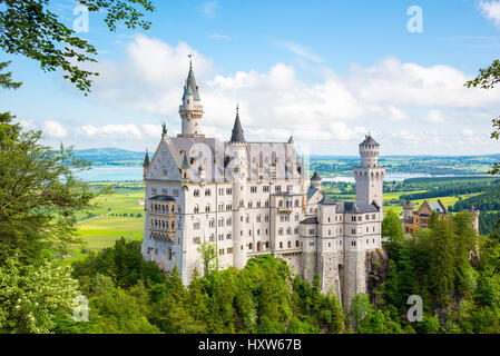 Il Castello di Neuschwanstein e il famoso castello in Germania si trova a Fussen, Baviera, Germania Foto Stock