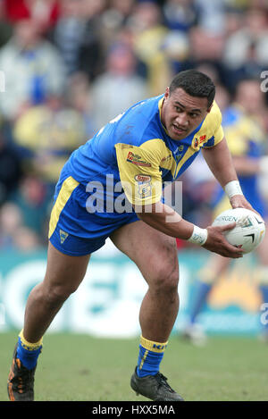 DANNY LIMA WARRINGTON LUPI RLFC WIDNES 26 Aprile 2004 Foto Stock