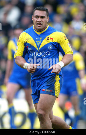DANNY LIMA WARRINGTON LUPI RLFC WIDNES 26 Aprile 2004 Foto Stock