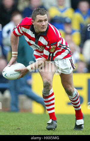 TERRY NEWTON WIGAN WARRIORS RLFC WIDNES 26 Aprile 2004 Foto Stock