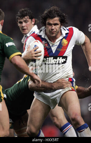 ANDREW FARRELL GRAN BRETAGNA & Wigan Warriors City of Manchester Stadium MANCHESTER 30 Ottobre 2004 Foto Stock