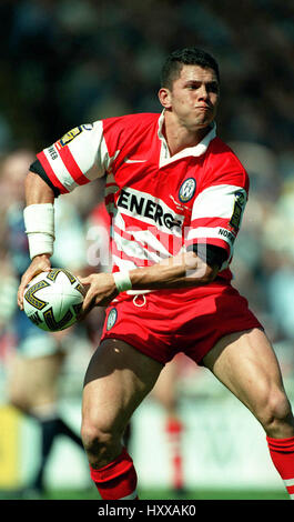 HENRY PAOLO WIGAN WARRIORS RLFC 05 Maggio 1998 Foto Stock